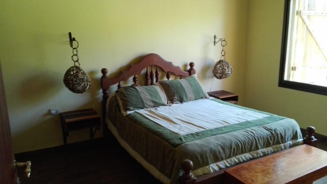 Los Reartes. Complejo de tres hermosas casas con espectacular pileta de