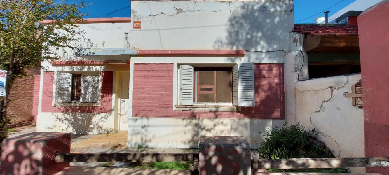 calle México casi Av. Roca. APTO A desarrollo