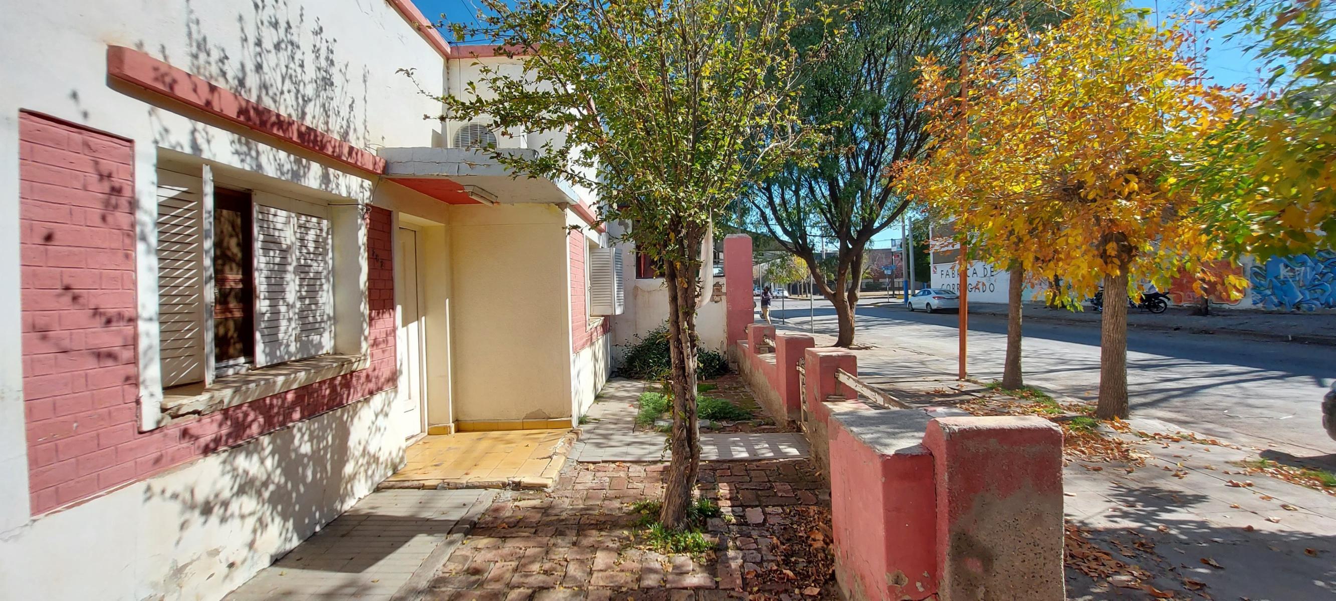 calle México casi Av. Roca. APTO A desarrollo